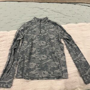Vineyard Vines Gray Camo Performance Pullover
